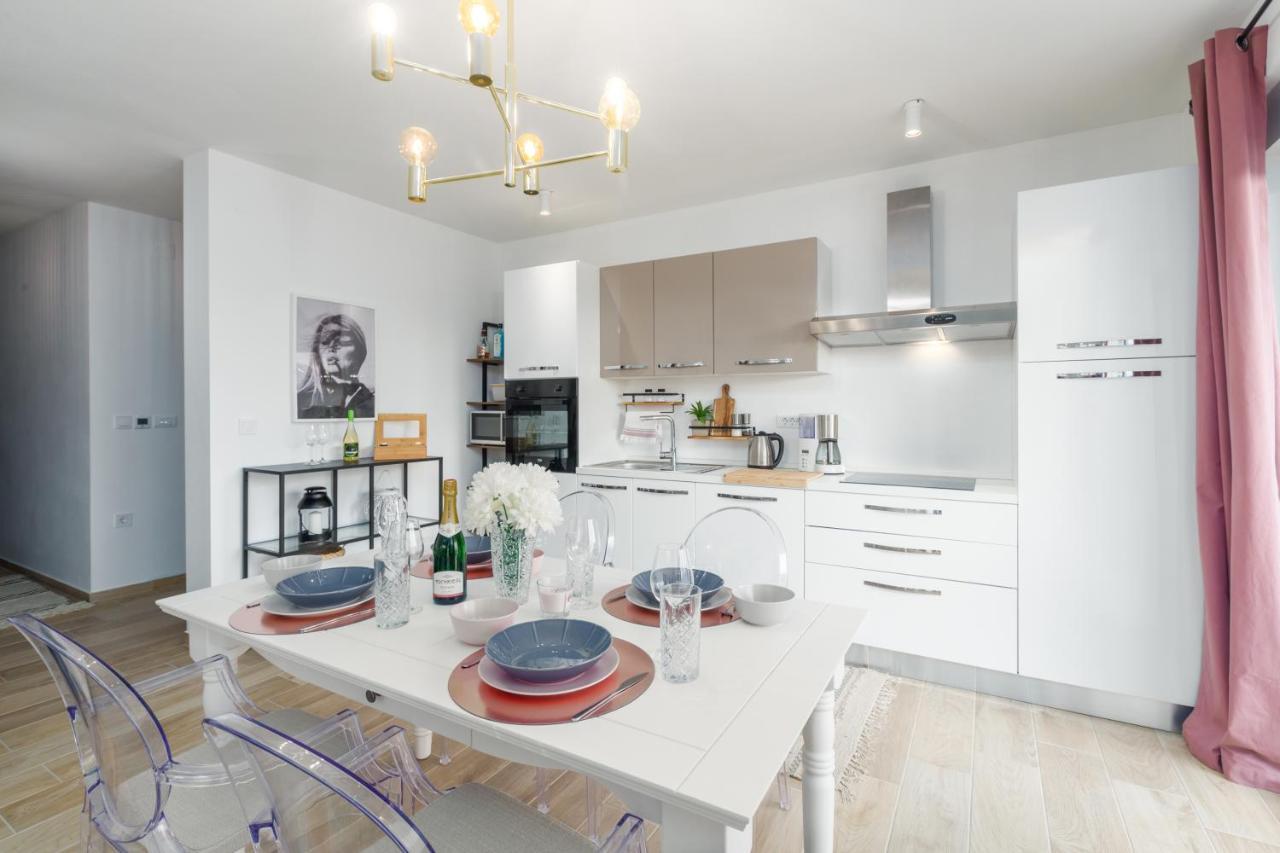 Apartment Eden เมดูลิน ภายนอก รูปภาพ