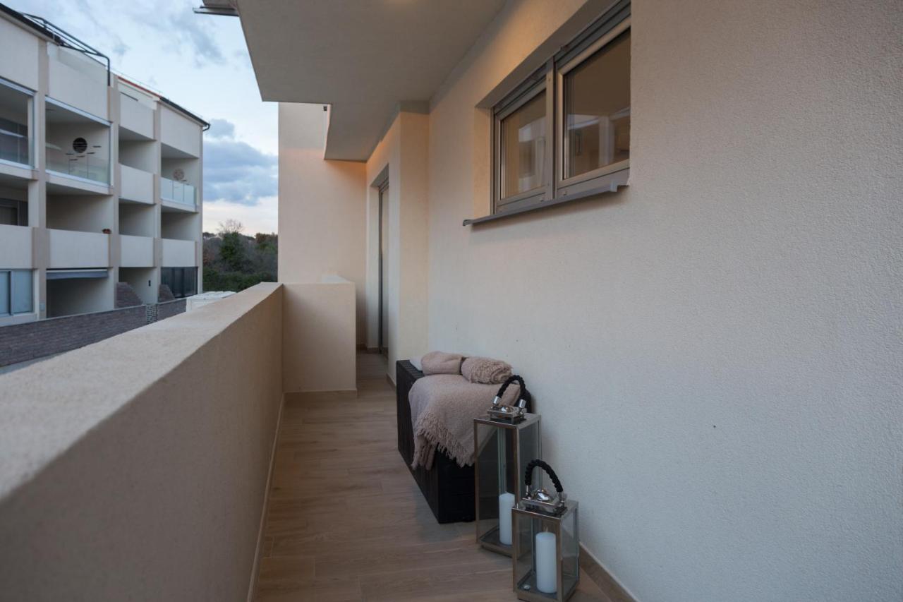 Apartment Eden เมดูลิน ภายนอก รูปภาพ